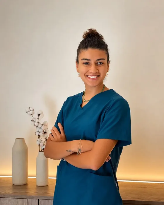 Yedra Castillo — Podòloga