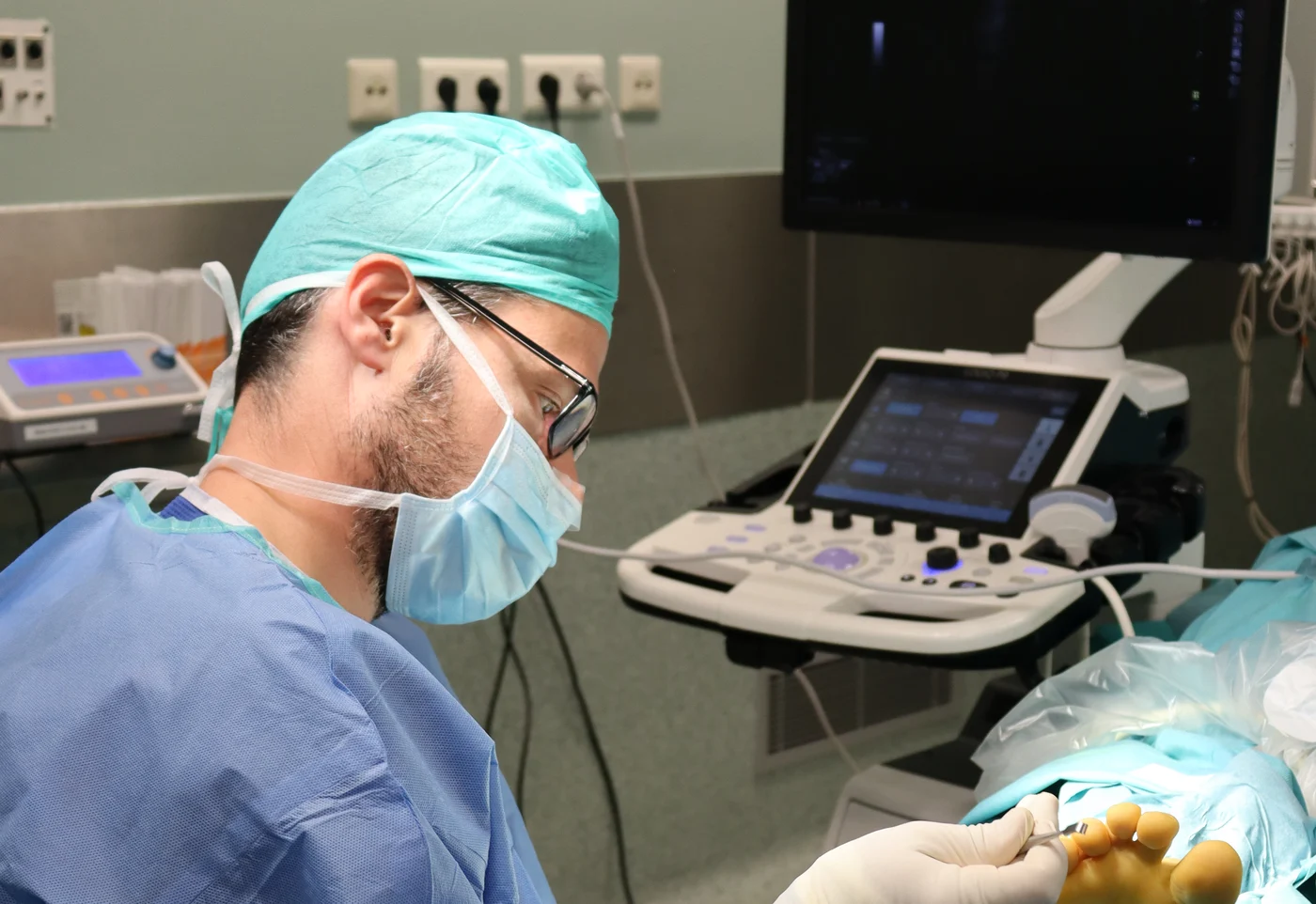 Cirurgia ecoguiada: operar veient-ho tot, en temps real